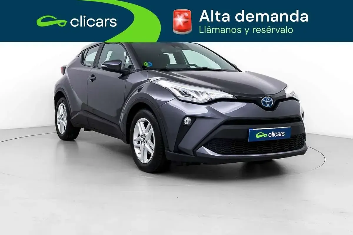 Usado Toyota C-HR Active 98 CV (72 kW) 2022 Gris SUV