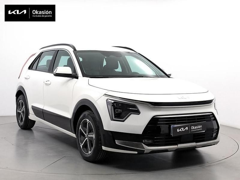 Blanco Nuevo 2025 Kia Niro SUV | 29.990 € - Imagen 1/4