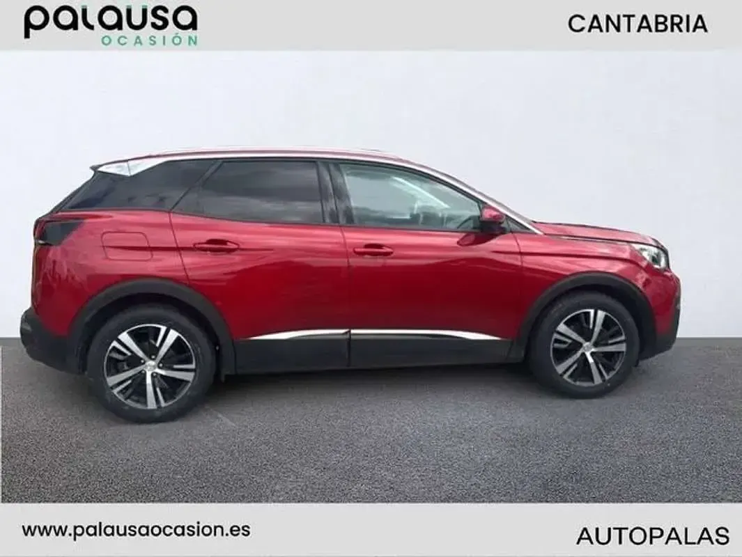 Usado Peugeot 3008 Allure 120 CV (88 kW) 2017 Rojo SUV