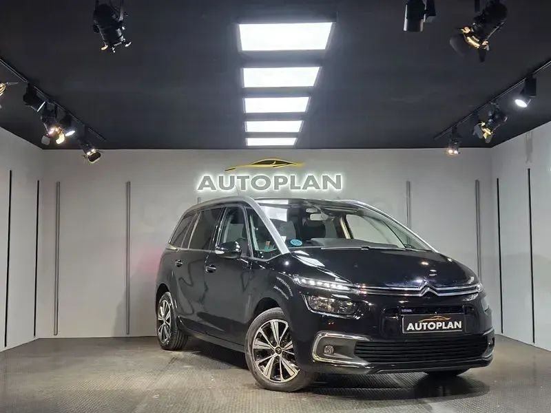 Usado Citroën Grand C4 Picasso Feel 130 CV (95 kW) 2017 Negro Monovolumen