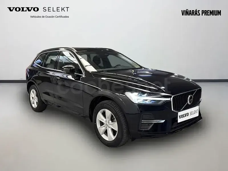 Usado Volvo XC60 Core 197 CV (144 kW) 2023 Gris / plata SUV