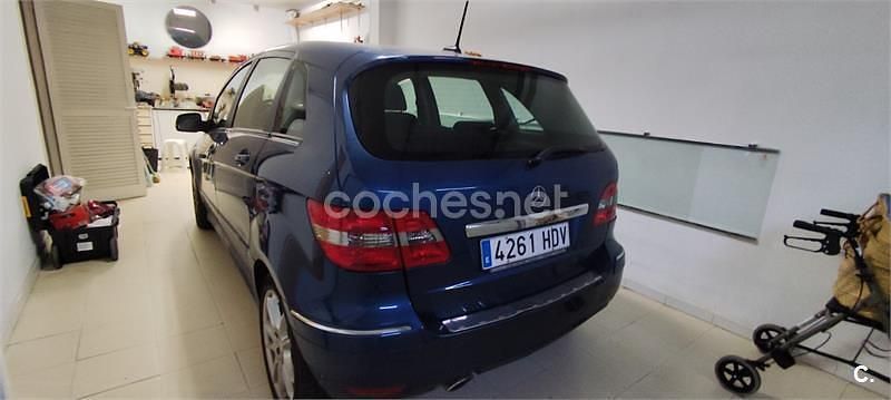 Usado Mercedes B180 109 CV (80 kW) 2009 Azul Monovolumen