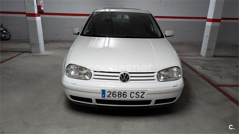 Blanco Usado 1999 VW Golf IV Conceptline Berlina | 2890 € (Precio justo) - Imagen 1/4