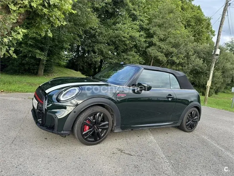Usado Mini John Cooper Works Cabriolet 231 CV (169 kW) 2022 Verde Descapotable