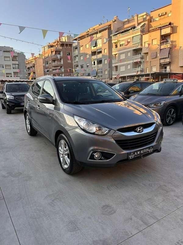 Gris Usado 2013 Hyundai ix35 SUV | 7850 € (Buen precio) - Imagen 1/4