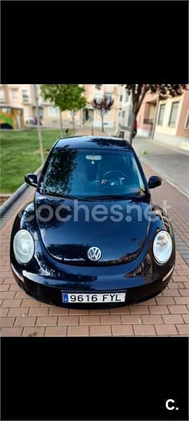 Usado VW New Beetle 105 CV (77 kW) 2007 Negro Utilitario