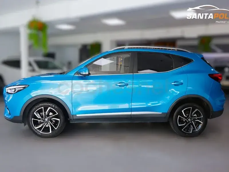 Usado MG ZS Luxury 111 CV (81 kW) 2023 Azul SUV