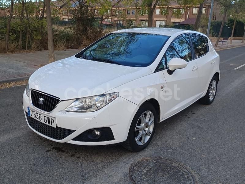Usado Seat Ibiza Style 105 CV (77 kW) 2010 Blanco Berlina