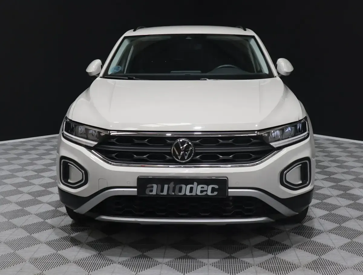 Usado VW T-Roc Life 150 CV (110 kW) 2023 Blanco SUV