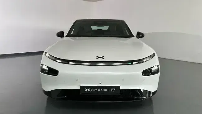 Usado XPENG P7 347 kW (473 CV) 2026 Eléctrico Berlina