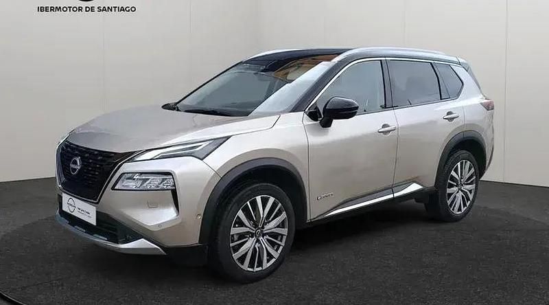 Champagne silver galaxy black Usado 2024 Nissan X-Trail Tekna SUV | 40.300 € (Caro) - Imagen 1/4