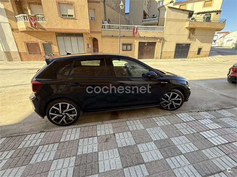 Usado VW Polo GTI 200 CV (147 kW) 2019 Negro Berlina