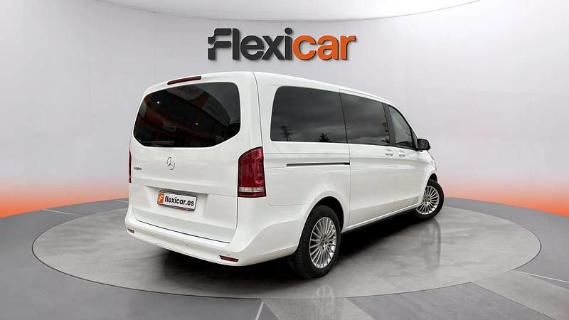 Usado Mercedes V250 Avantgarde 190 CV (139 kW) 2021 Blanco Monovolumen