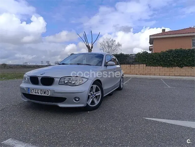 Usado BMW 120 163 CV (119 kW) 2006 Blanco Utilitario