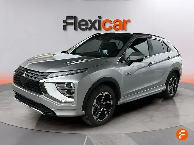 Usado Mitsubishi Eclipse Cross Motion 188 CV (138 kW) 2021 Gris SUV