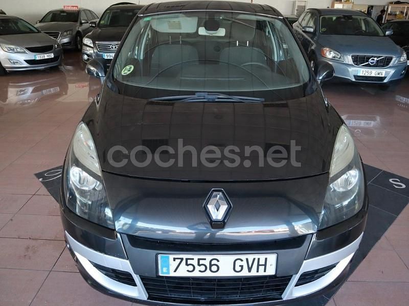 Negro Usado 2011 Renault Scénic III Dynamique Monovolumen | 4995 € (Un poco caro) - Imagen 1/4