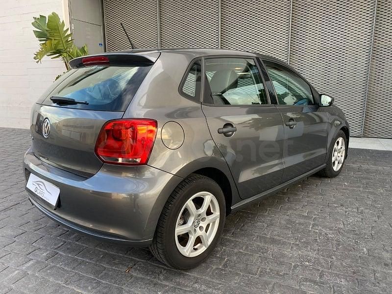 Begagnad VW Polo Sport 90 HK (66 kW) 2010 Grå Halvkombi