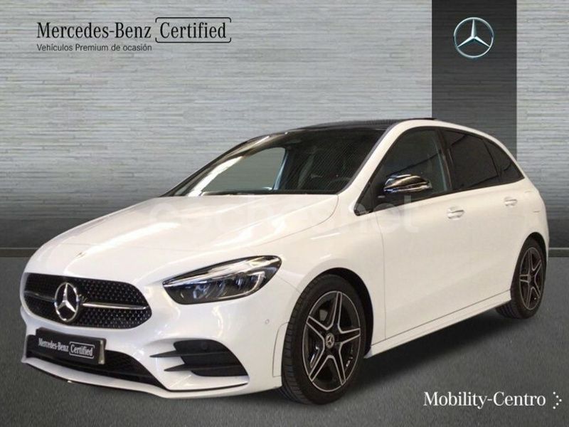 Blanco Usado 2023 Mercedes B180 Monovolumen | 41.900 € - Imagen 1/4