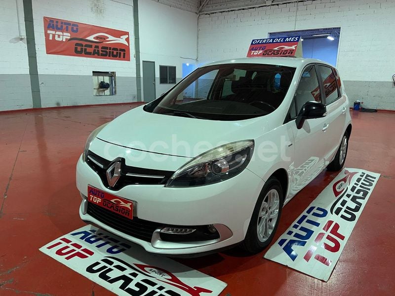 Blanco Usado 2015 Renault Scénic III Monovolumen | 9999 € (Un poco caro) - Imagen 1/4