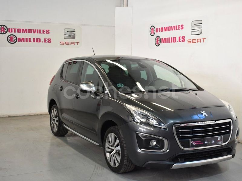 Gris / plata Usado 2016 Peugeot 3008 Allure Berlina | 10.900 € (Un poco caro) - Imagen 1/4