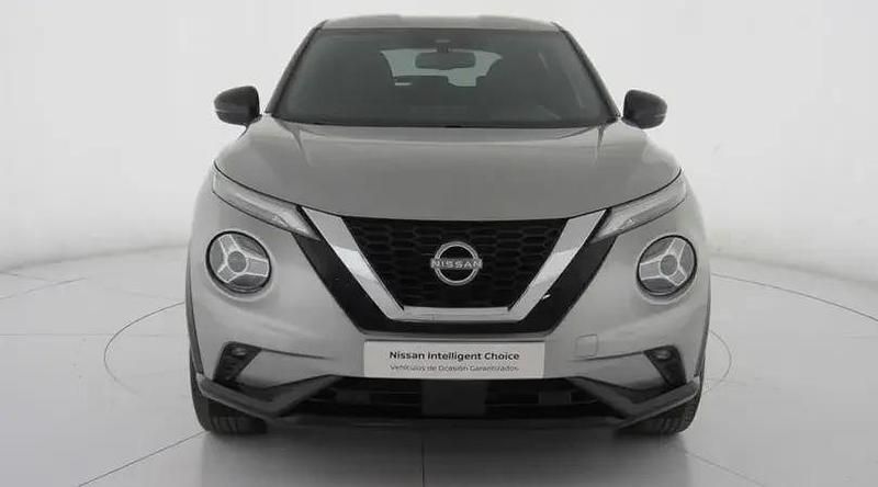 Usado Nissan Juke N-Connecta 114 CV (83 kW) 2024 Plata diamante SUV