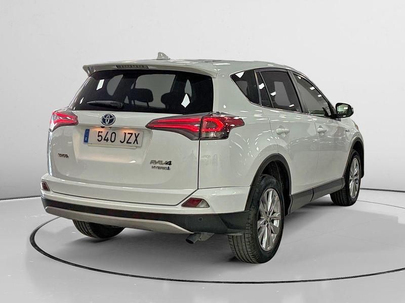 Usado Toyota RAV4 Hybrid 197 CV (144 kW) 2017 Blanco SUV
