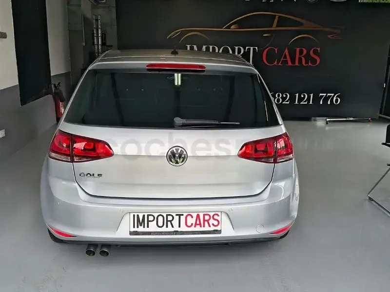 Usado VW Golf VII Advance 150 CV (110 kW) 2014 Gris / plata Berlina