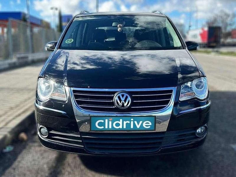 Usado VW Touran Sport 140 CV (102 kW) 2009 Negro Monovolumen