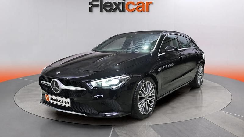 Usado Mercedes CLA220 Shooting Brake 192 CV (141 kW) 2020 Negro Familiar