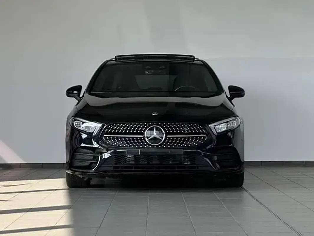 Usado Mercedes A250 AMG 226 CV (166 kW) 2022 Negro Utilitario