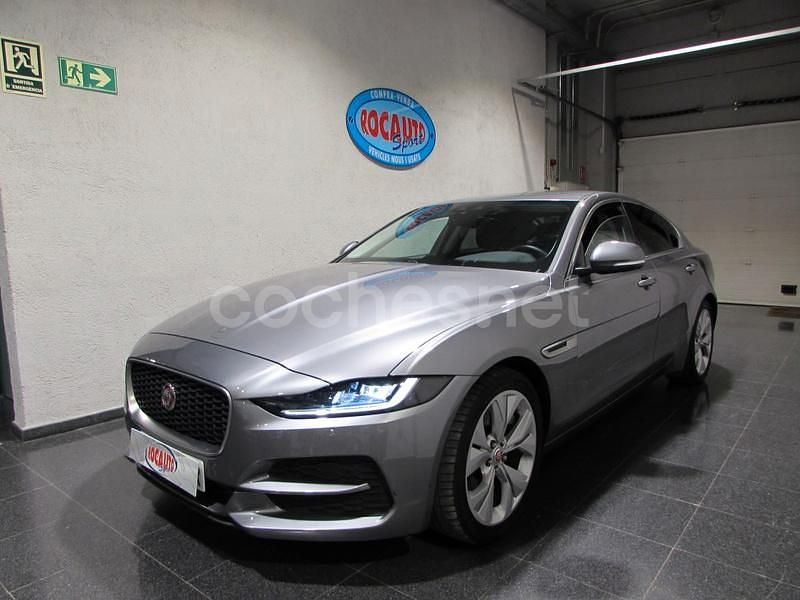 Usado Jaguar XE S 250 CV (183 kW) 2020 Gris / plata Berlina