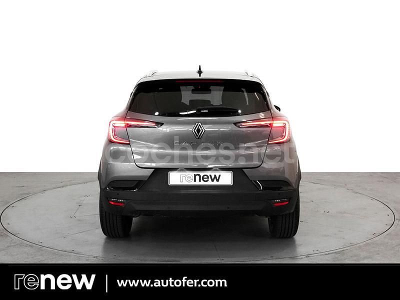 Usado Renault Captur Techno 100 CV (73 kW) 2025 Gris / plata SUV