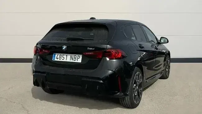 Usado BMW 118 M Sport 150 CV (110 kW) 2025 Negro Utilitario