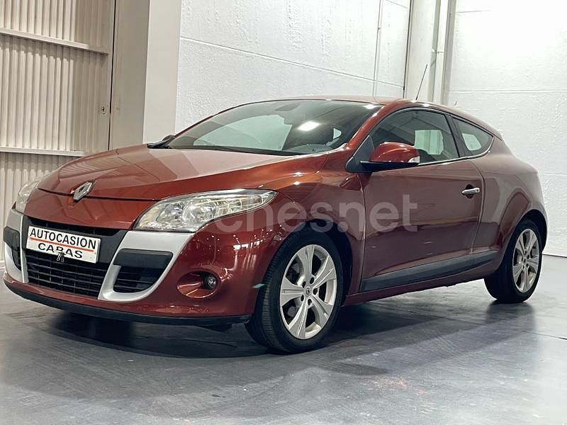 Naranja Usado 2010 Renault Mégane Dynamique Berlina | 6000 € (Un poco caro) - Imagen 1/4