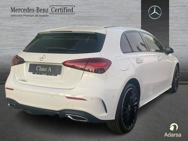Nuevo Mercedes A250 AMG line 218 CV (160 kW) 2026 Blanco polar