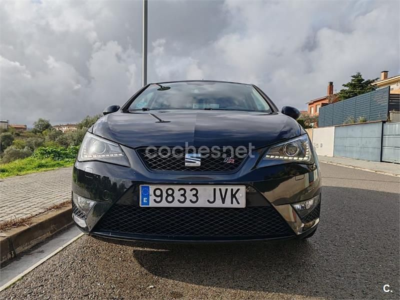 Usado Seat Ibiza FR 110 CV (80 kW) 2016 Negro Berlina