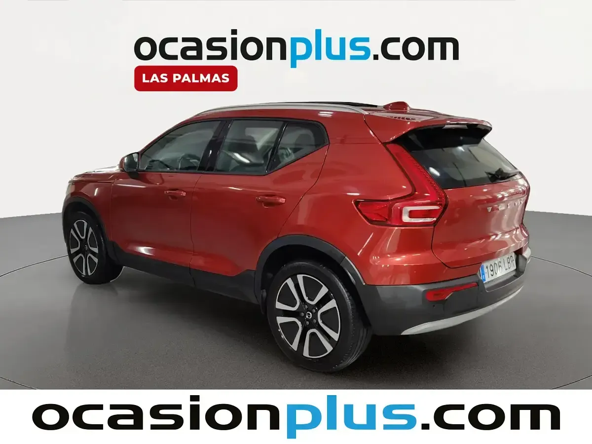 Usado Volvo XC40 Business Edition 150 CV (110 kW) 2019 Rojo SUV