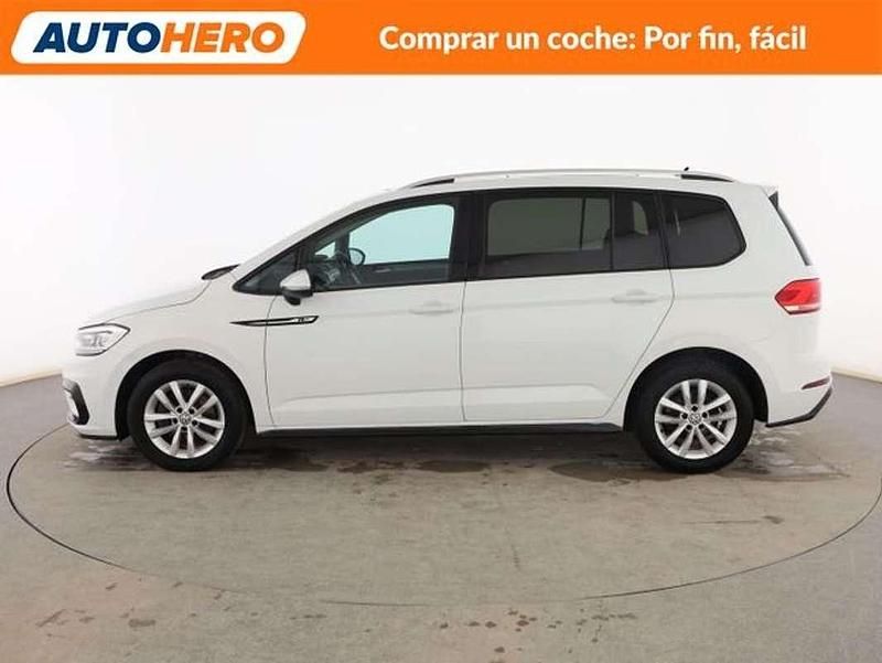 Usado VW Touran Advance 150 CV (110 kW) 2016 Blanco Monovolumen