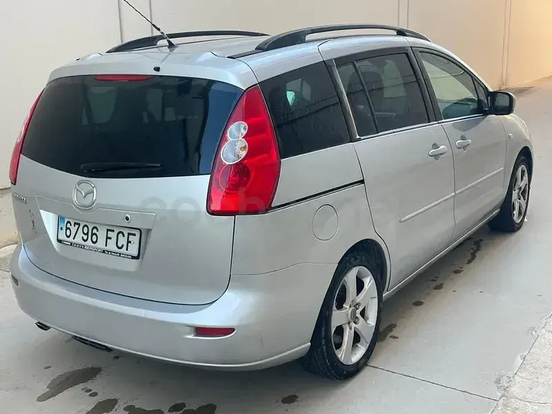 Usado Mazda 5 Sportive 145 HP (106 kW) 2007 Cinzento Monovolume