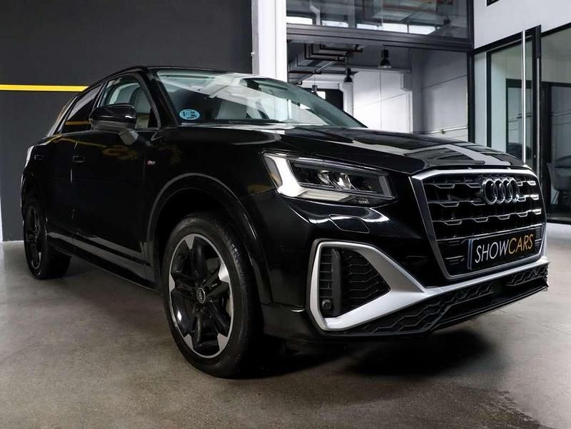 Usado Audi Q2 S-Line 116 CV (85 kW) 2024 Negro SUV