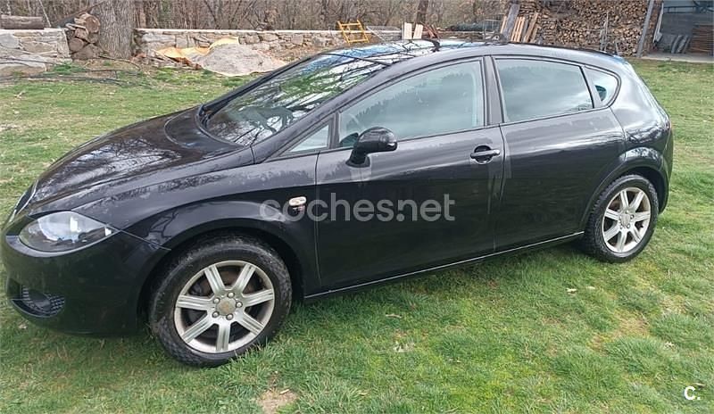 Usado Seat Leon Stylance 140 CV (102 kW) 2006 Negro Utilitario