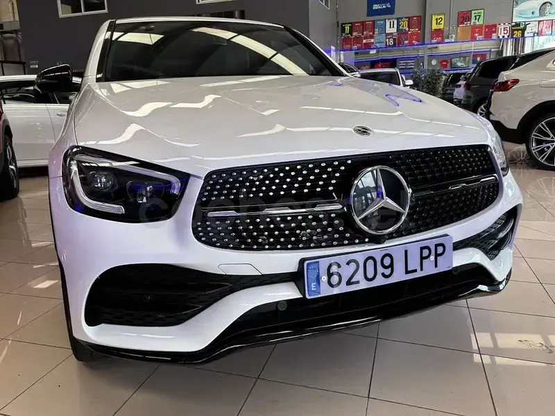 Usado Mercedes GLC200 163 CV (119 kW) 2021 Blanco SUV