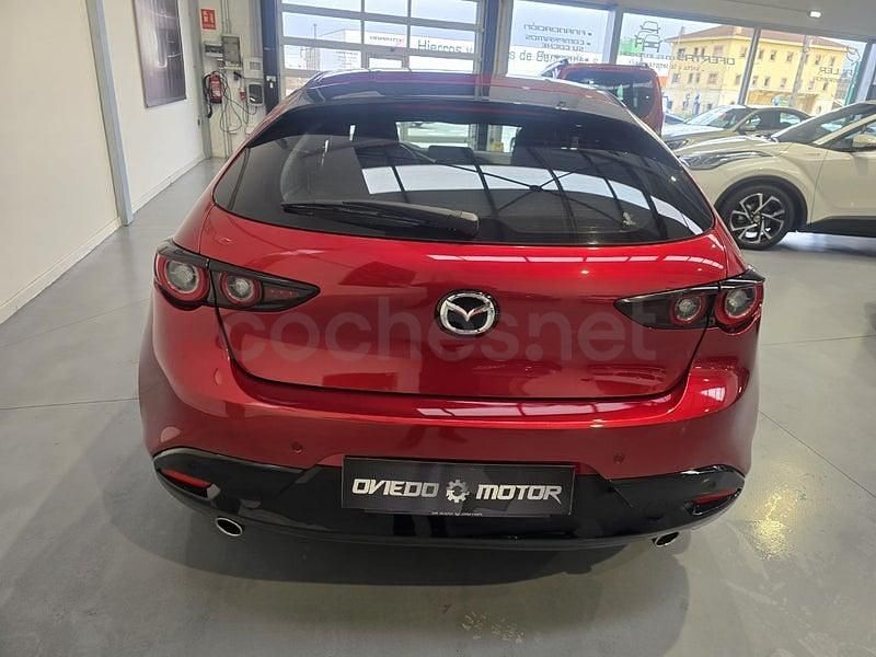 Usado Mazda 3 122 CV (89 kW) 2022 Granate Berlina