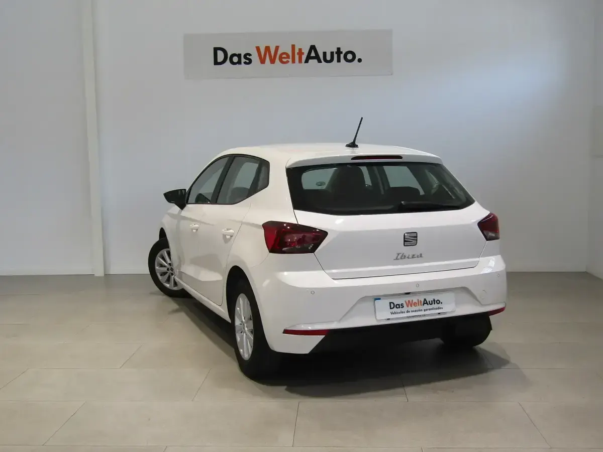 Usado Seat Ibiza Style 80 CV (58 kW) 2023 Blanco Utilitario