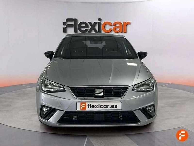 Usado Seat Ibiza FR 110 CV (80 kW) 2023 Gris Utilitario