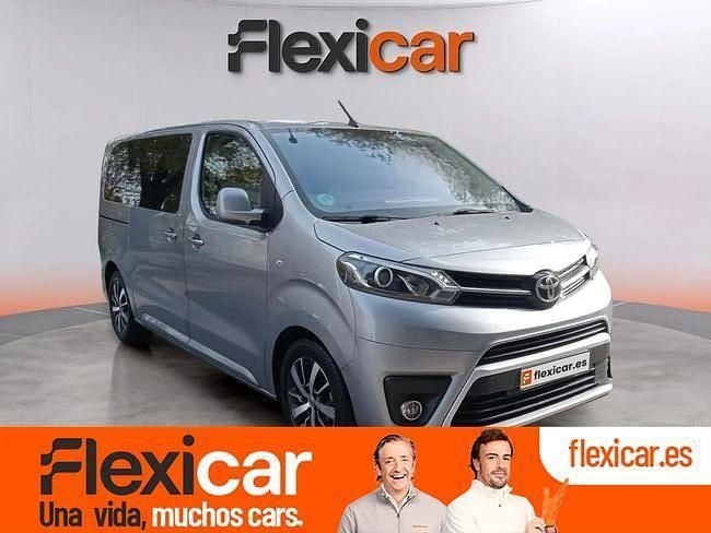 Gris Usado 2023 Toyota Proace Verso Plus Familiar | 37.990 € (Precio justo) - Imagen 1/4
