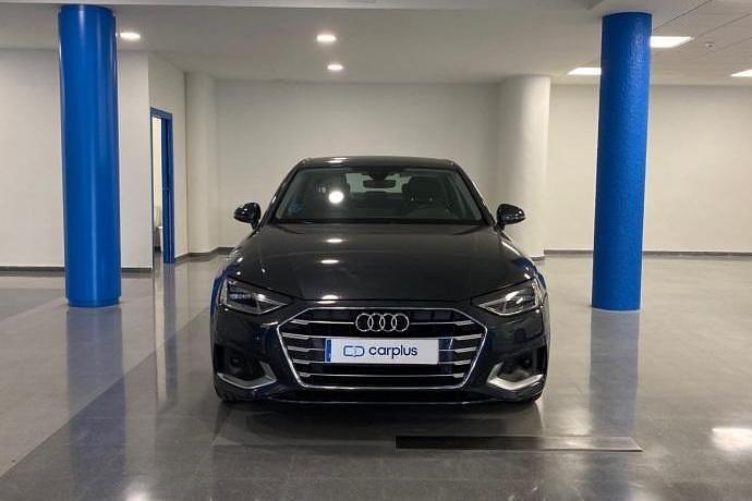 Usado Audi A4 Advanced Plus 163 CV (119 kW) 2020 Gris Berlina