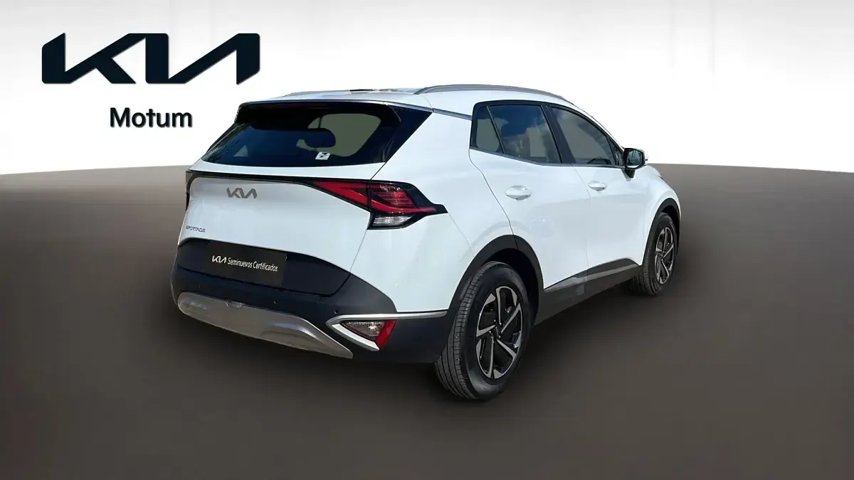 Usado Kia Sportage 150 CV (110 kW) 2024 Cassa white SUV