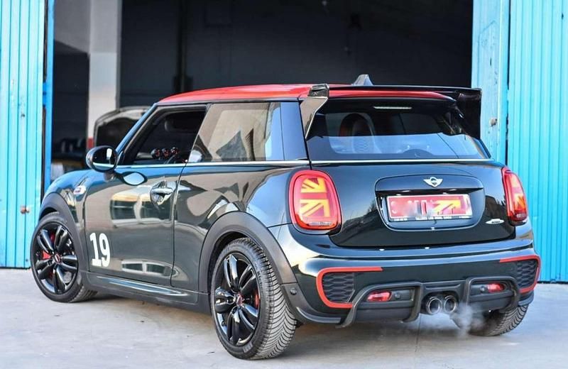 Usado Mini John Cooper Works 231 CV (169 kW) 2016 Verde Utilitario