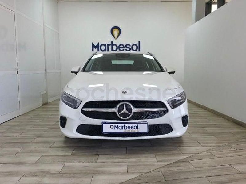 Usado Mercedes A180 136 CV (100 kW) 2020 Blanco Berlina